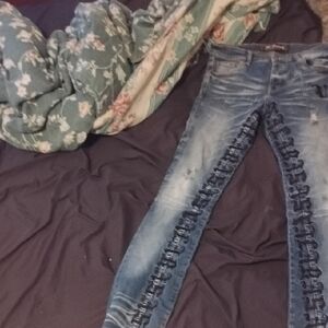 Stylish Blue Jeans with Black Detailing